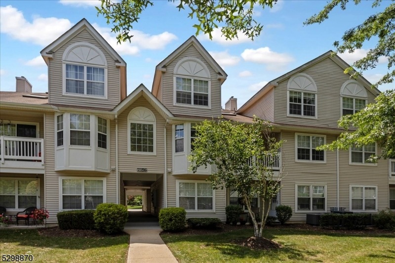 33 Loch Ln unit C0805, Ledgewood, NJ 07852 - photo 1