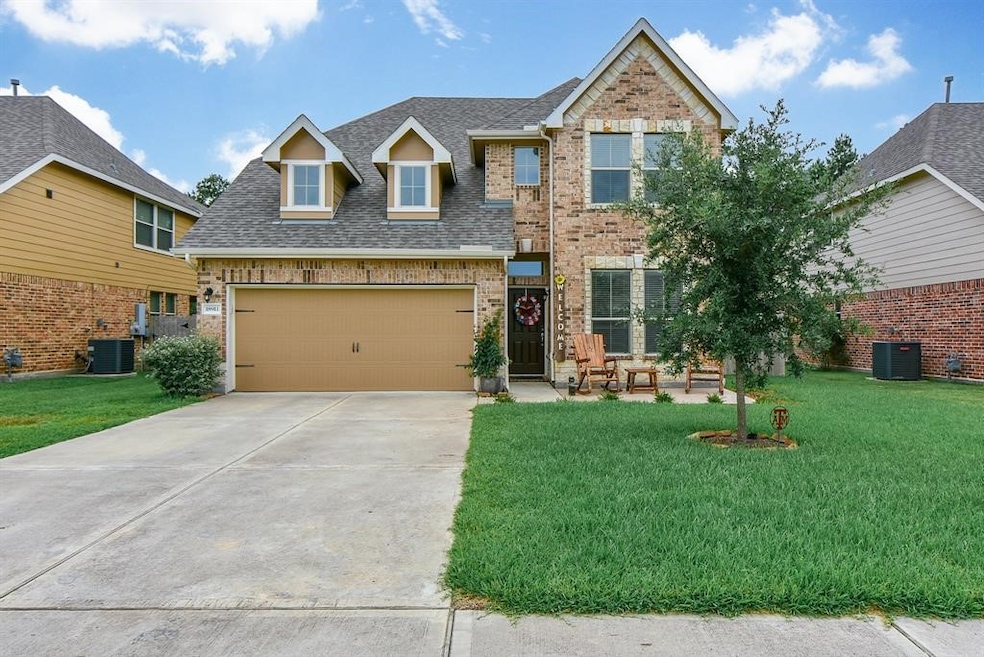 18911 S Sapling Oaks Place, Magnolia, TX 77355 - photo 1