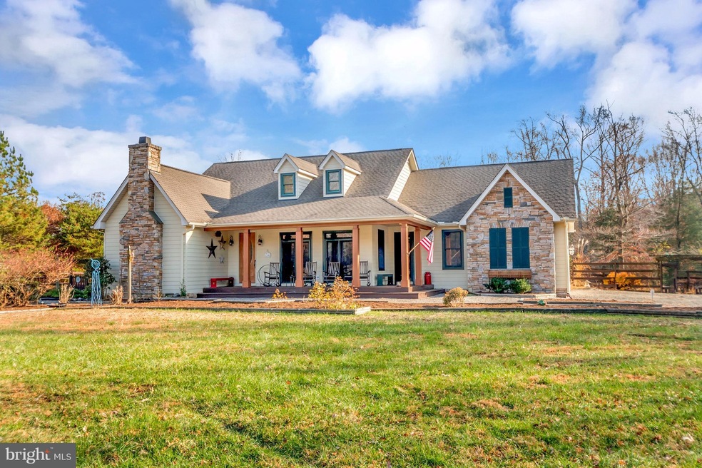 9301 Sandy Beach Ln, King George, VA 22485 - photo 1