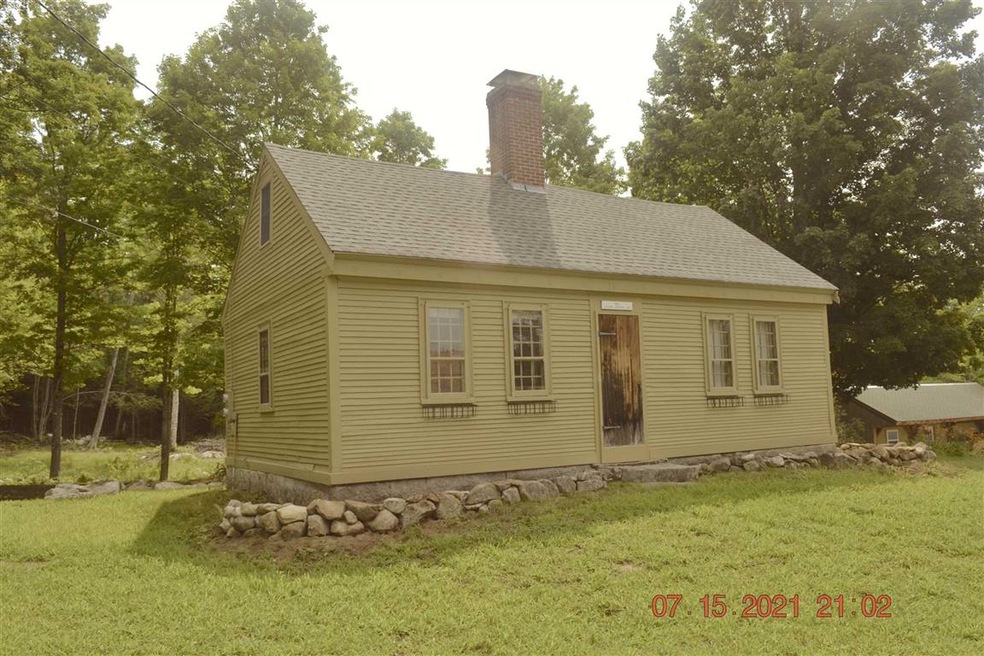 314 Hutchins Pond Rd, Effingham, NH 03882 - photo 1