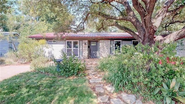 Enjoy your new front yard with Heritage Live Oak T