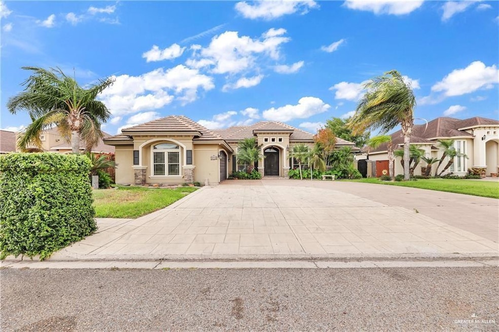 904 W Helmer St, Pharr, TX 78577 - photo 1