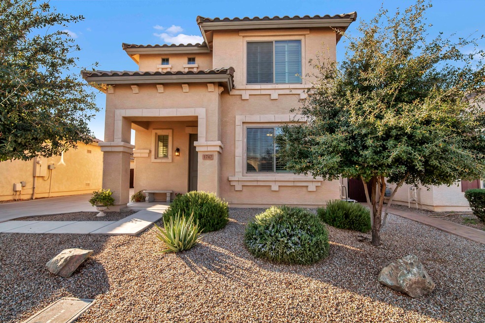 1747 W Seagull Ct