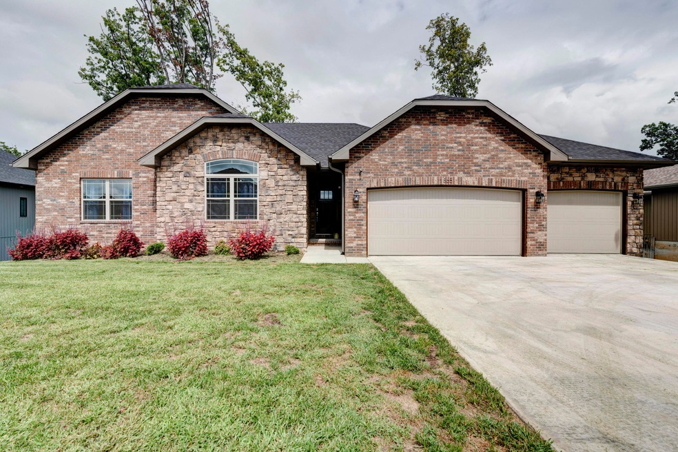 865 E Richmond Way, Nixa, MO 65714 - photo 1