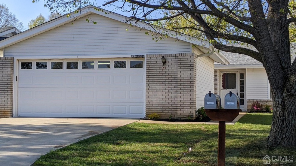 C Convent Rd, Monroe Township, NJ 08831 - photo 1