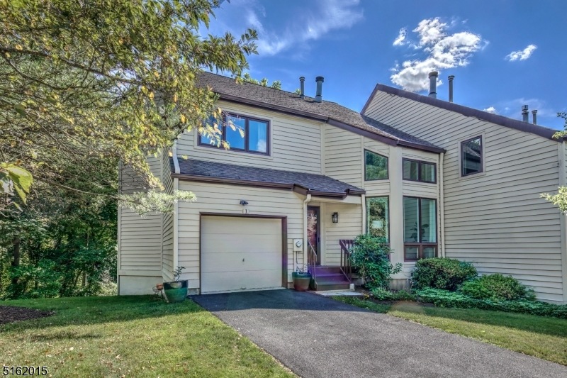 25-1 Franklin Ct unit 1, Bernardsville, NJ 07924 - photo 1