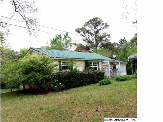 2223 Carl Jones Rd located in the heart of Moody