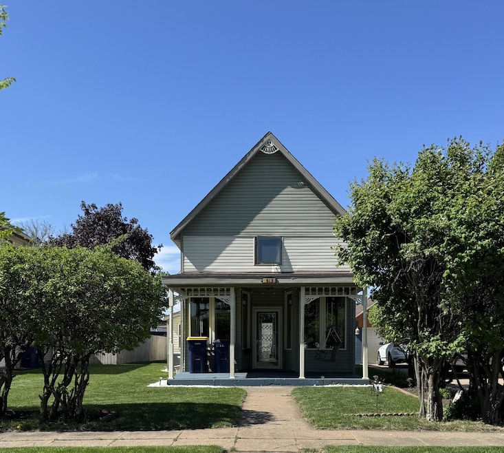 Sold $215,000