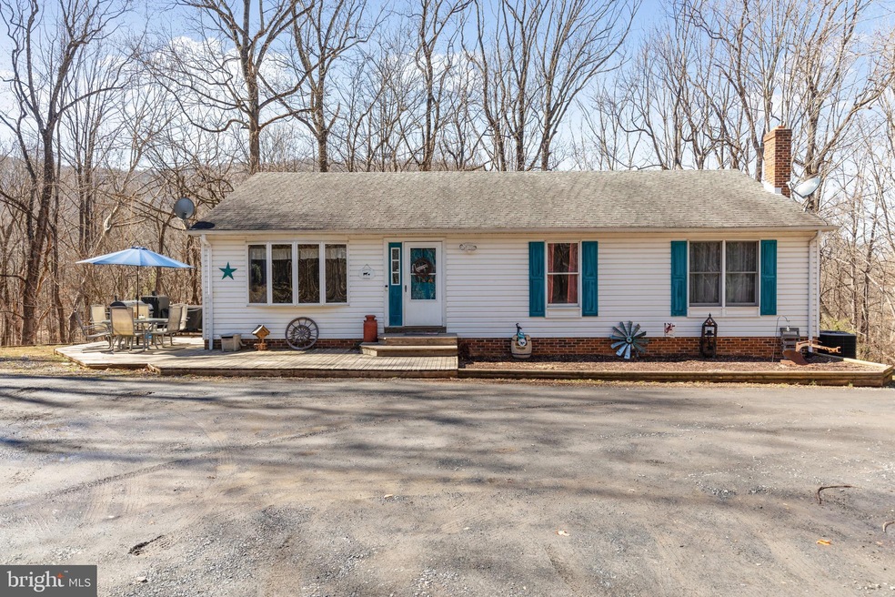 624 Shangri la Rd, Bentonville, VA 22610 - photo 1