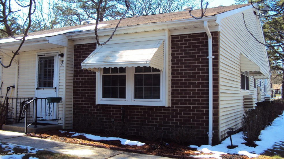 19B Penwood Dr unit A, Whiting, NJ 08759 - photo 1