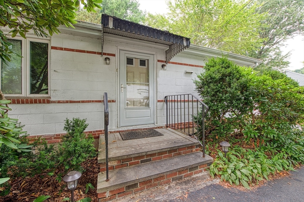 For Sale $499,000 • Co-Listing Agent