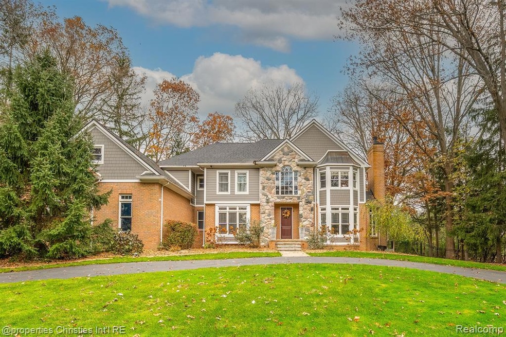 2950 Eastways Rd, Bloomfield Hills, MI 48304 - photo 1
