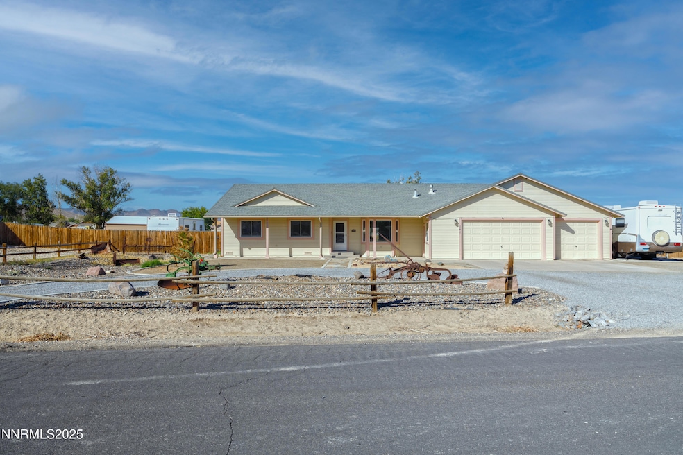 141 Country Ranch Rd, Fernley, NV 89408 - photo 1