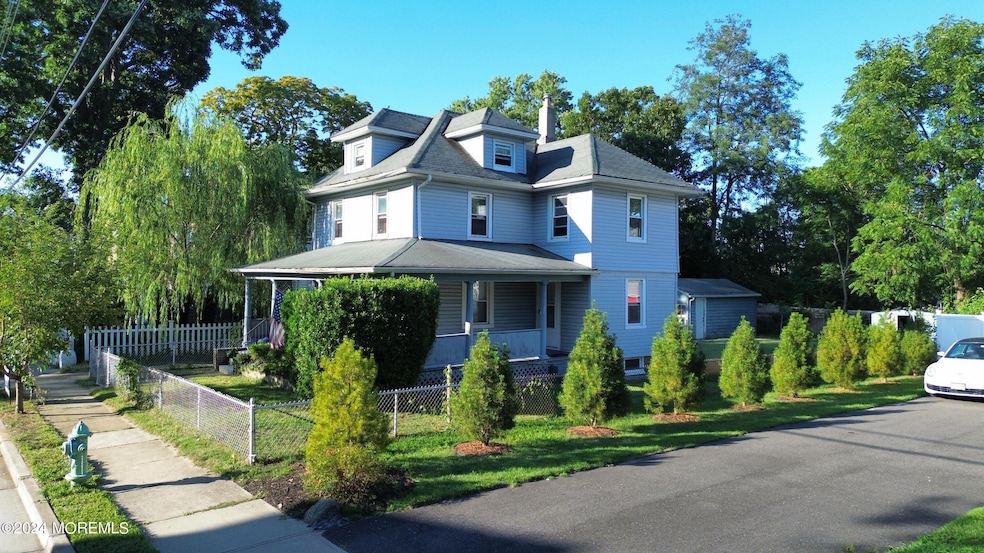 Sold $605,000 • Co-Listing Agent