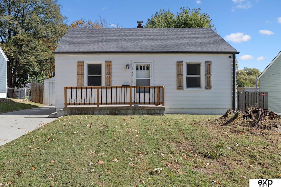 1347 S 51st Ave, Omaha, NE 68106 - photo 1