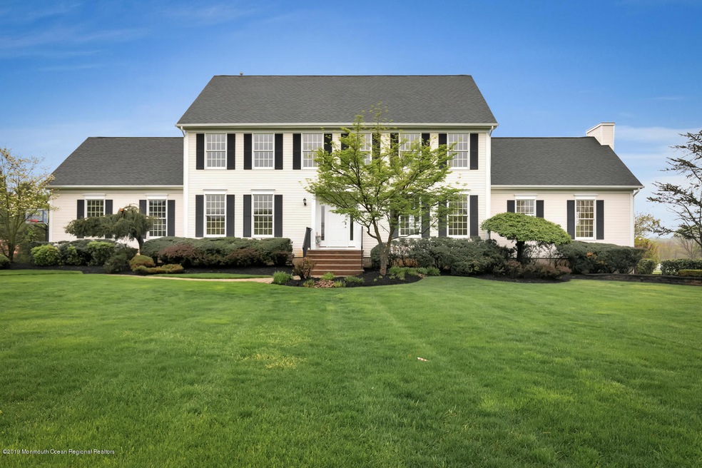 9 Driftwood Ln, Colts Neck, NJ 07722 - photo 1