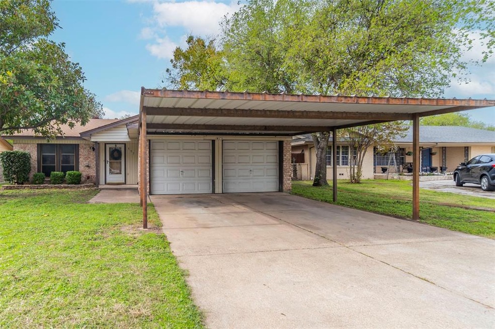 117 N Redford Ln unit TX, Fort Worth, TX 76108 - photo 1