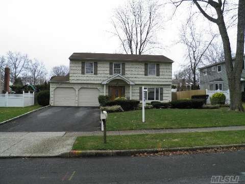54 Cardinal Ln, Hauppauge, NY 11788 - photo 1
