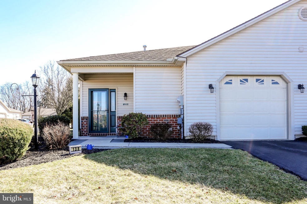 138 Leonard Ln, Harrisburg, PA 17111 - photo 1