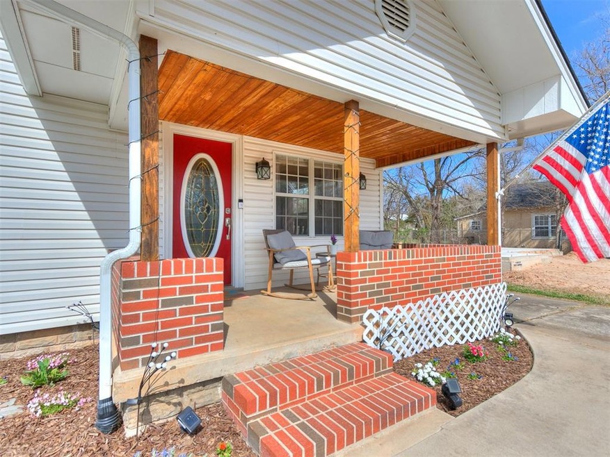 Perfect bungalow porch