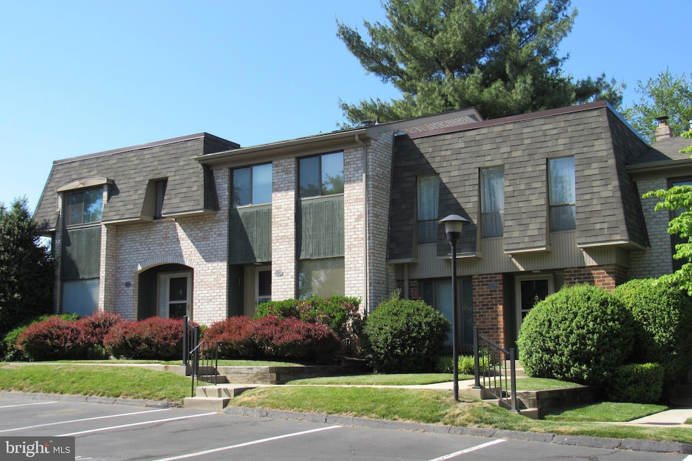 1179 Putnam Blvd unit 3, Wallingford, PA 19086 - photo 1