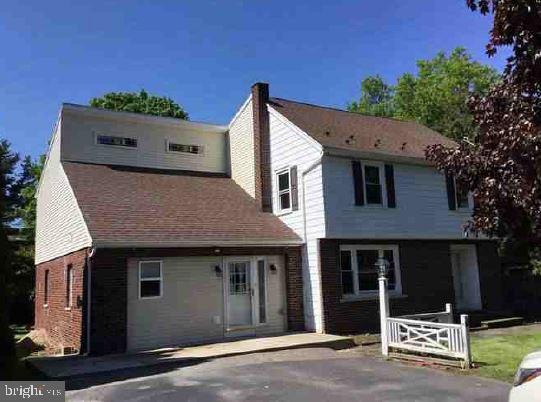 35 S Hollywood Blvd, Hazleton, PA 18202 - photo 1