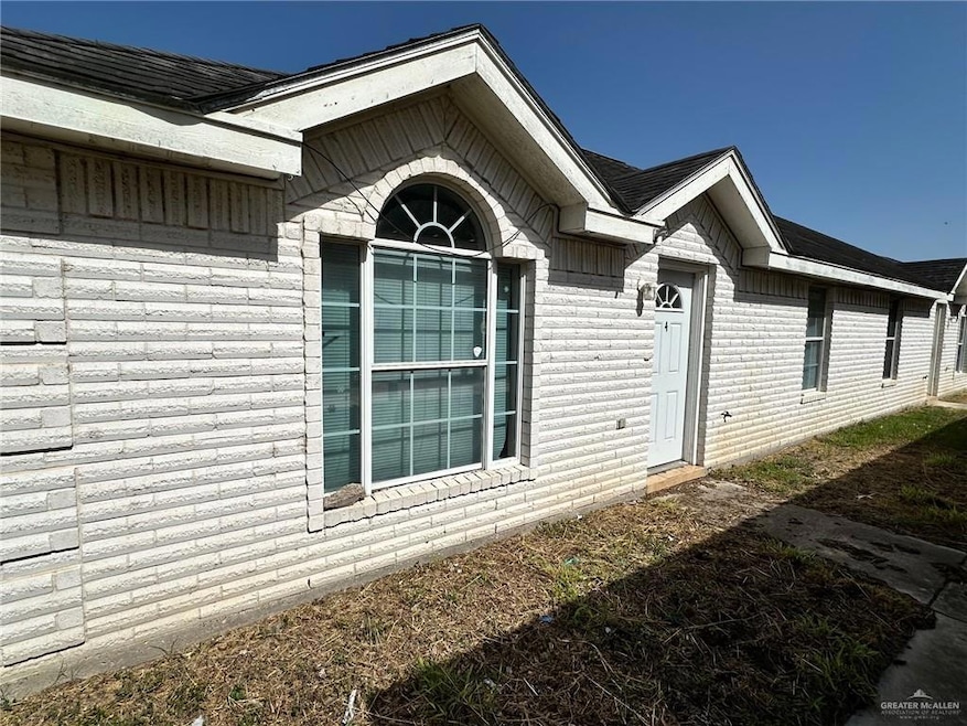View of side of home