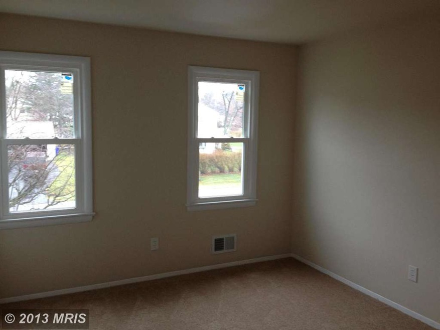 17337 Fletchall Rd, Poolesville, MD 20837 - photo 1