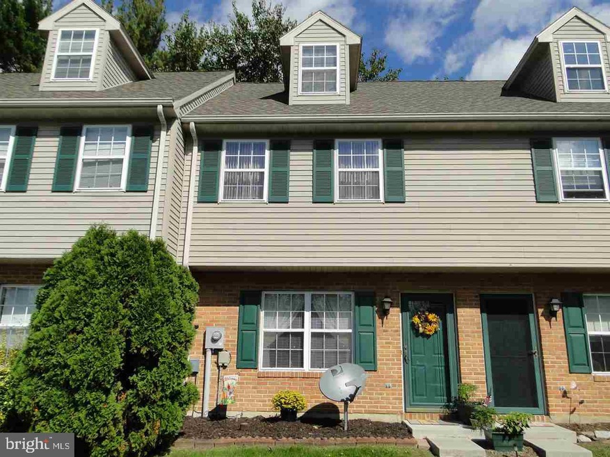 139 Orchard Ln unit 39, Hanover, PA 17331 - photo 1