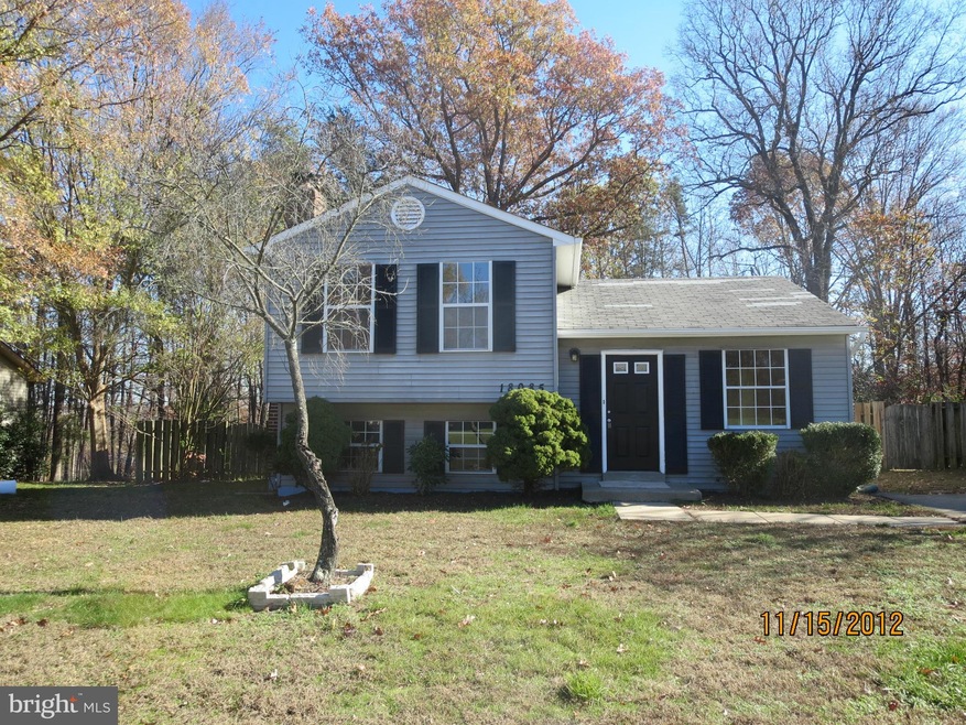 18085 Tompkins Ct, Dumfries, VA 22026 - photo 1