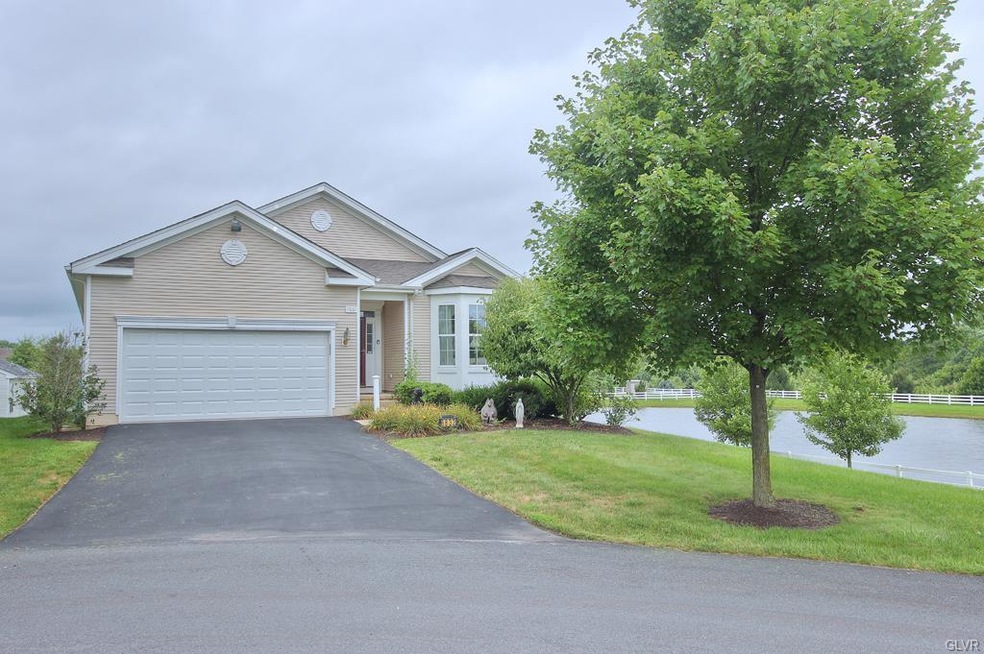 6832 Jewel Ln, Macungie, PA 18062 - photo 1