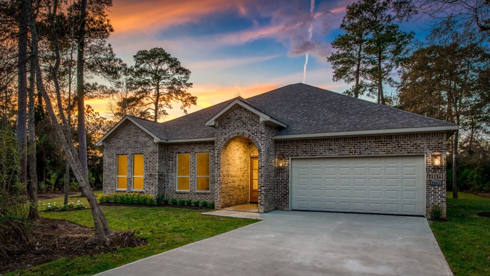 25011 Rhett Butler Ct, Tomball, TX 77375 - photo 1