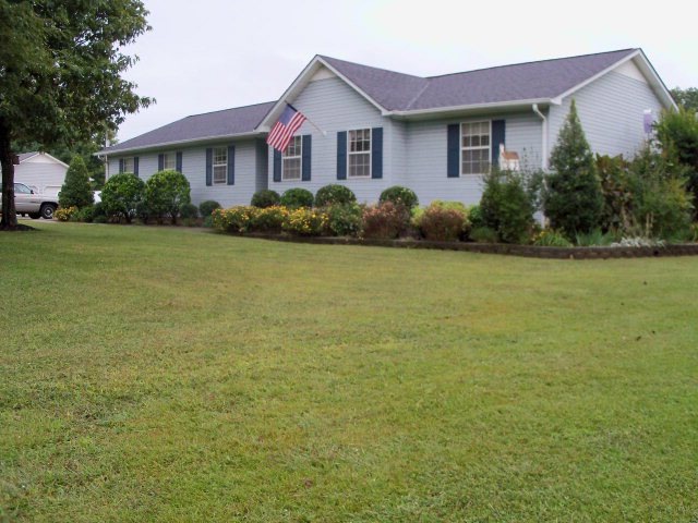 1410 Mountain Top Ln, Cookeville, TN 38506 - photo 1