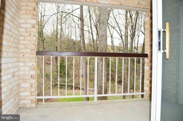 5918 Cove Landing Rd unit 203, Burke, VA 22015 - photo 1