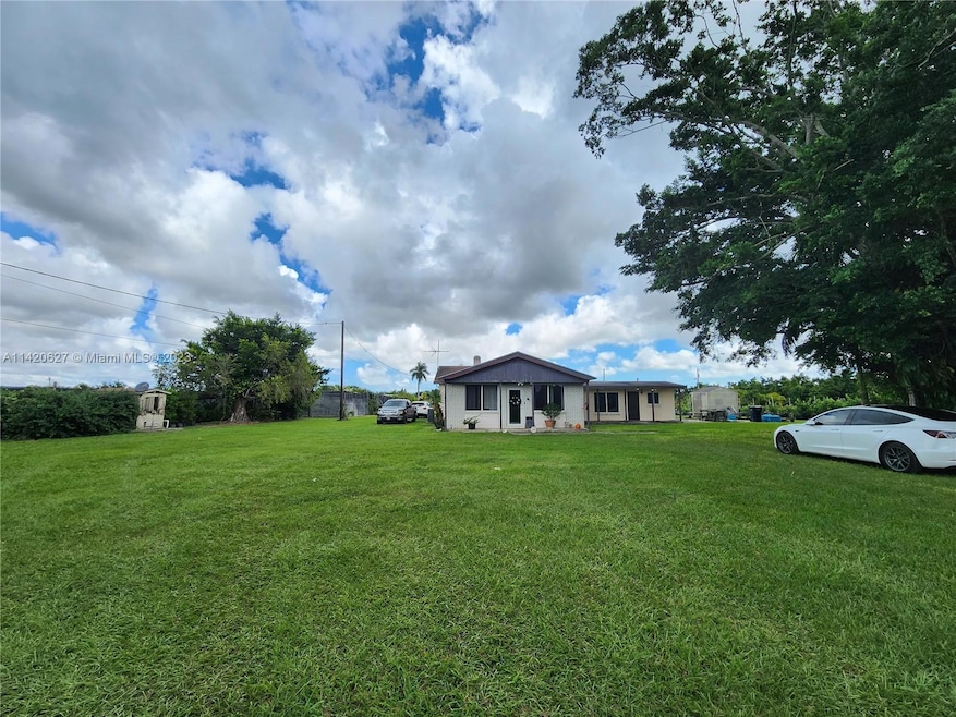 24425 SW 157th Ave, Homestead, FL 33031 - photo 1