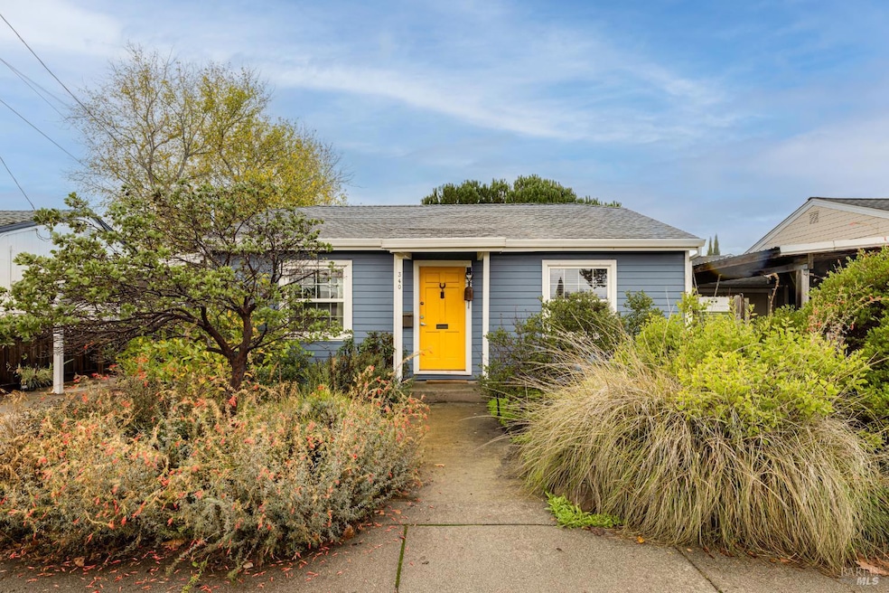 340 Payran St, Petaluma, CA 94952 - photo 1