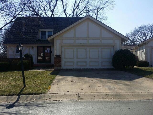 10168 Edelweiss Cir, Shawnee, KS 66203 - photo 1