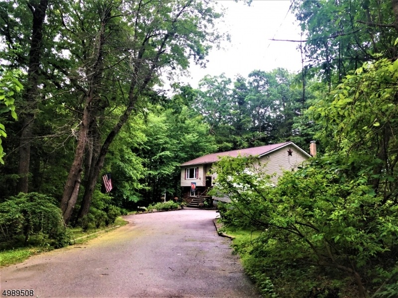 16 Princeton Rd, Hewitt, NJ 07421 - photo 1