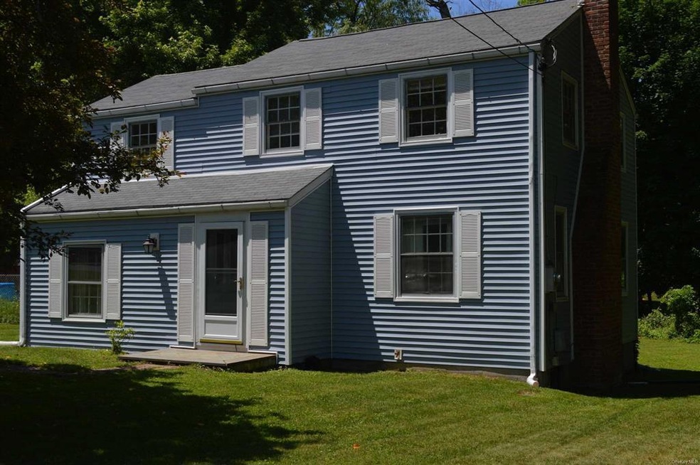 13 Kinderhook Dr, Poughkeepsie, NY 12603 - photo 1