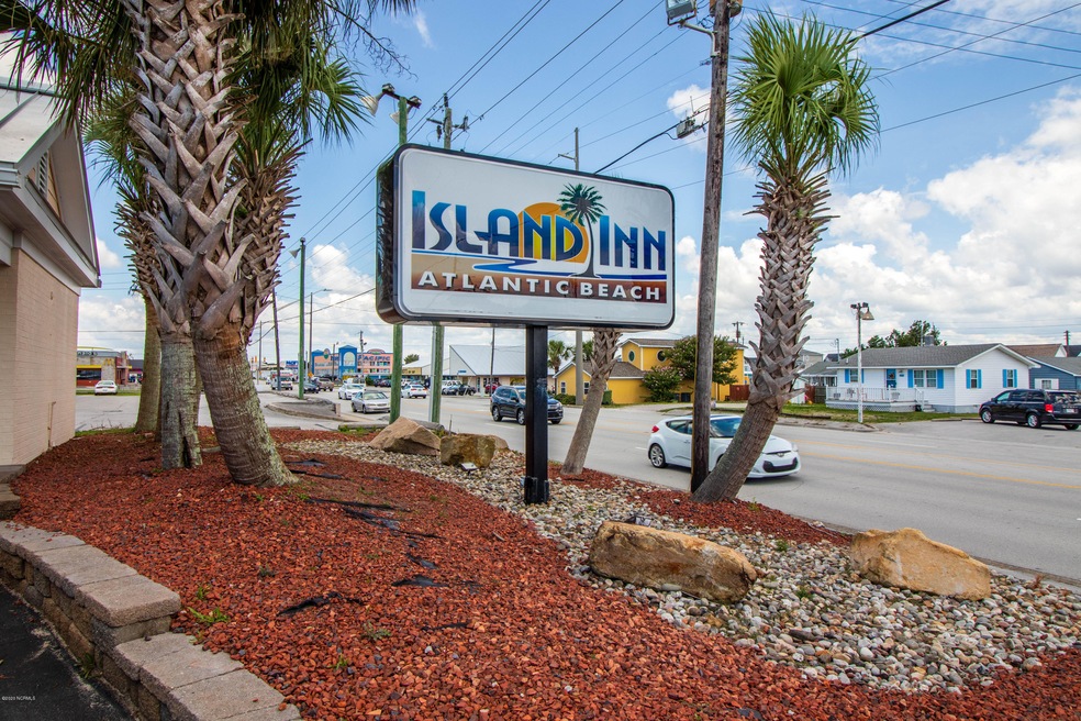 The Island Inn-1