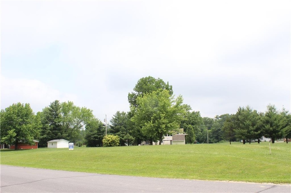 1000 E Santee Dr, Greensburg, IN 47240 - photo 1