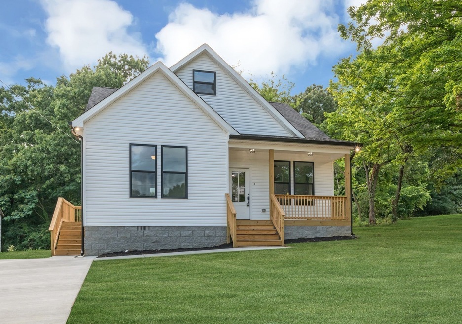 STUNNING NEW HOME!!! SCORCHING Hot Location for Convenience1