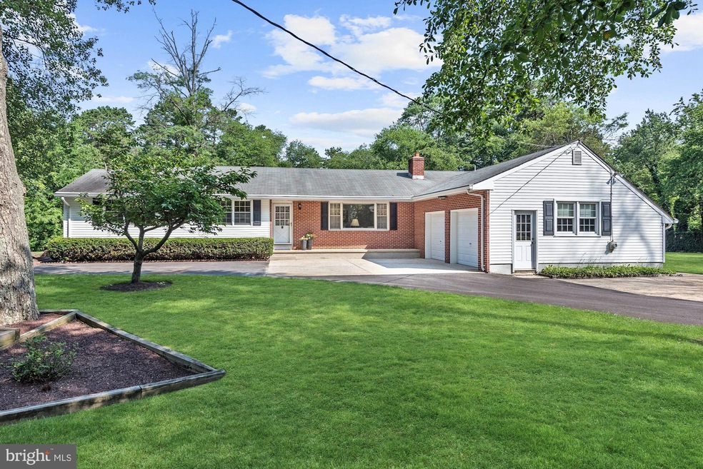 80 Algonquin Trail, Medford, NJ 08055 - photo 1