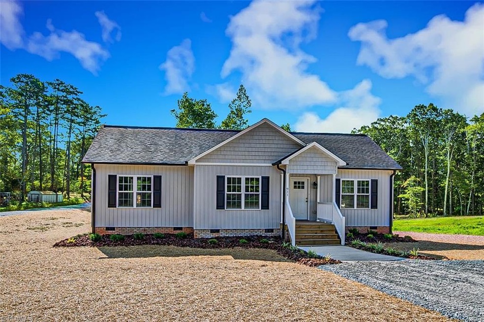 911 Mount Shepherd Rd, Asheboro, NC 27205 - photo 1
