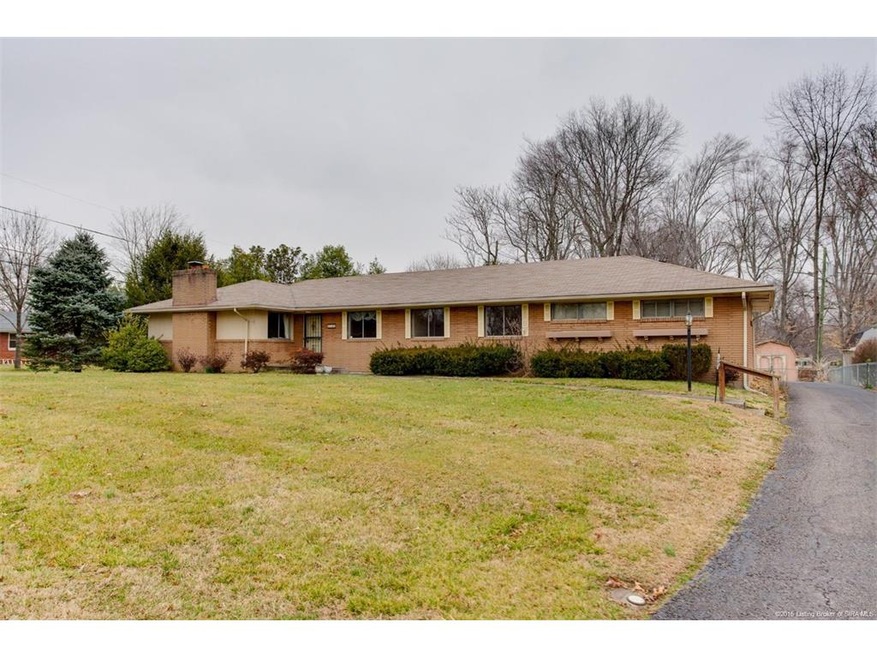 1782 Lynnwood Dr, New Albany, IN 47150 - photo 1