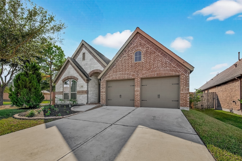 2924 Brighton Trails Ln, Pearland, TX 77584 - photo 1