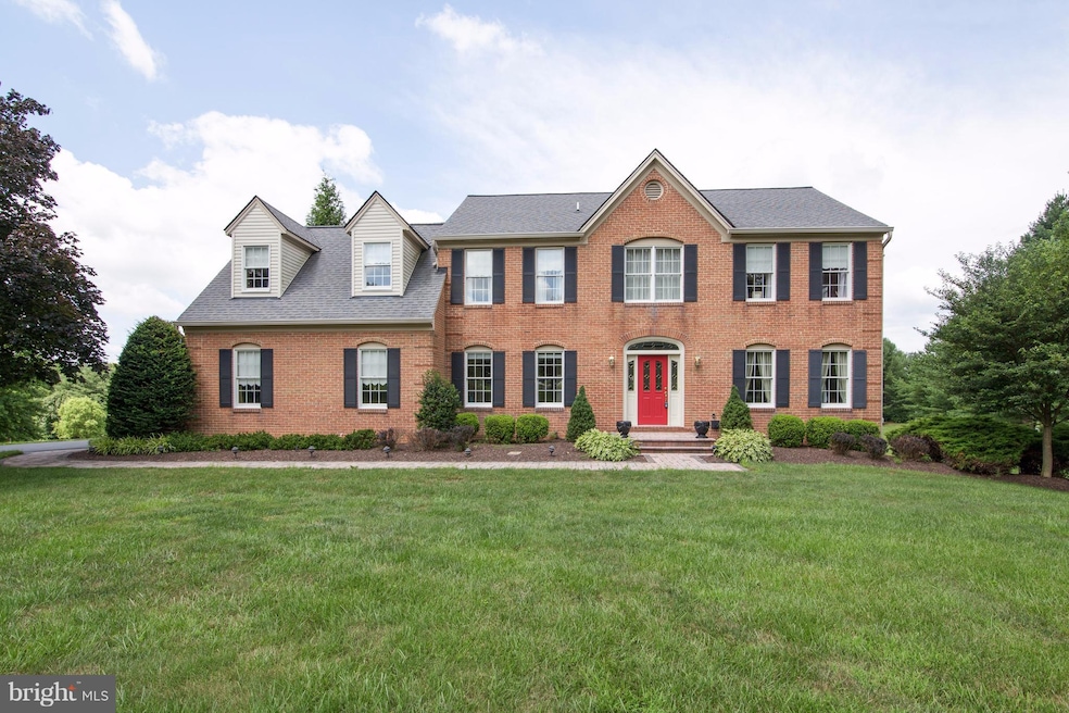 10018 Blue Banner Dr, Germantown, MD 20876 - photo 1