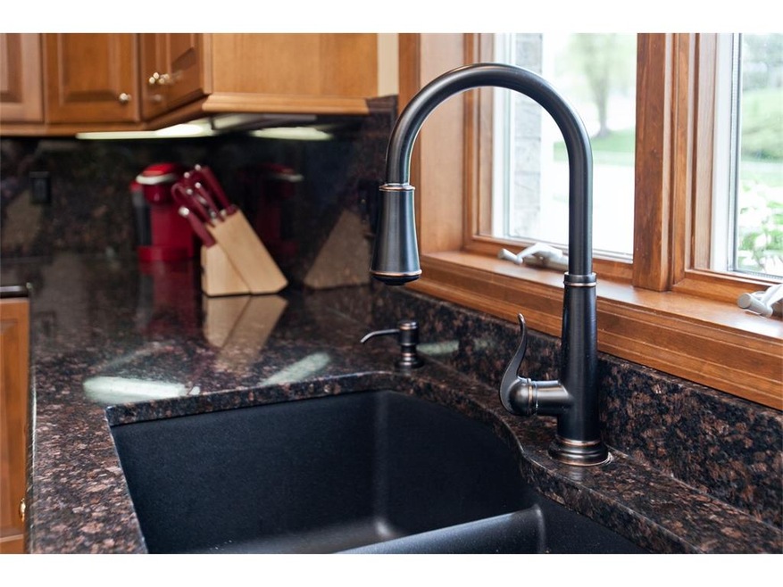 345 Wasatch Ct NE, Cedar Rapids, IA 52402 - photo 1