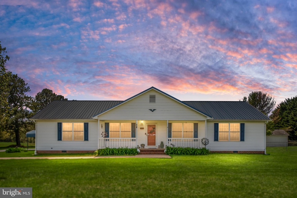 34340 Parker Rd, Locust Grove, VA 22508 - photo 1