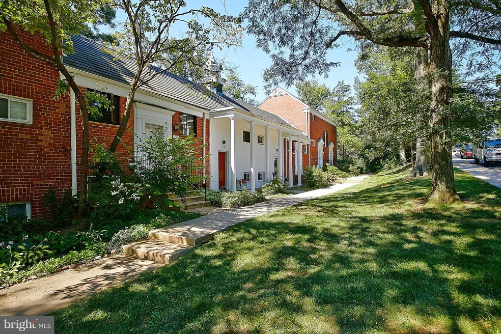 1712 Preston Rd unit 1712, Alexandria, VA 22302 - photo 1